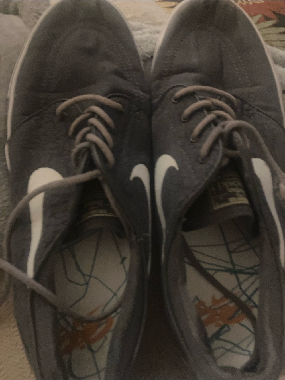 Nike Men’s Gray Sneakers with White Swoosh shoe size men 12.